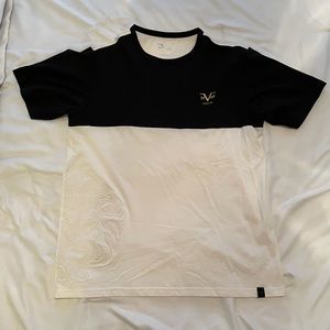 Men’s Versace T-shirt. Excellent condition! No stains or rips.